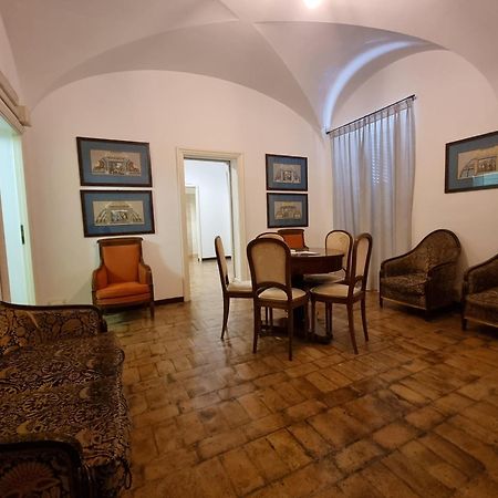 Luxury 2 Bedroom Apartment In The Heart Of Roma Extérieur photo