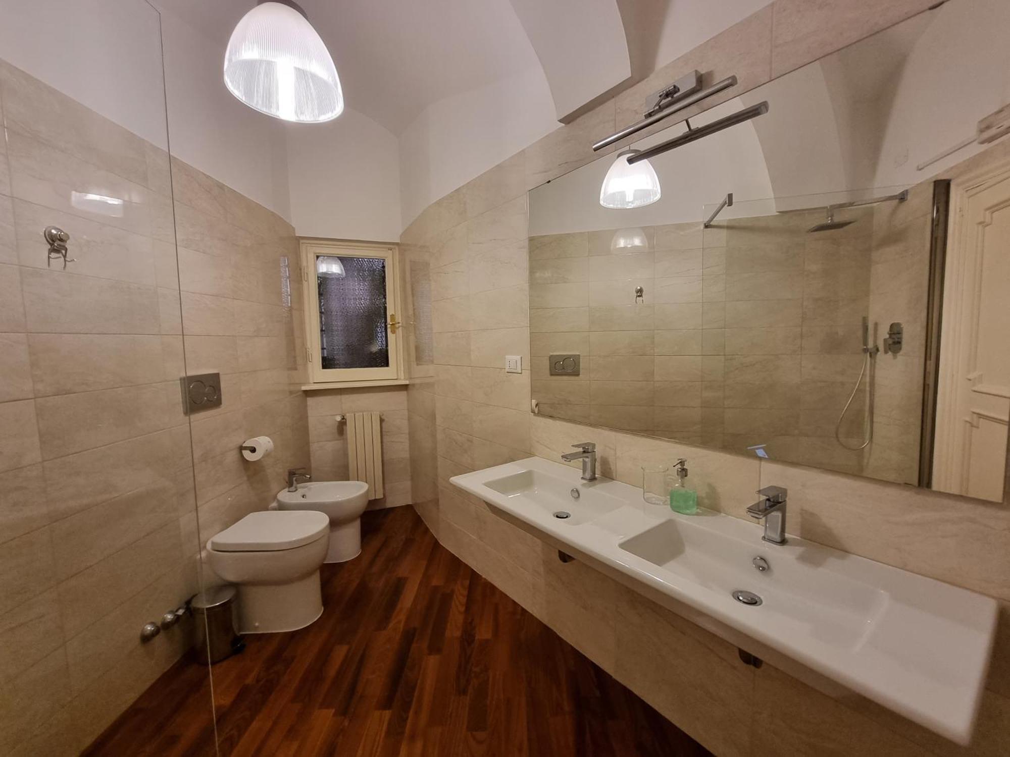 Luxury 2 Bedroom Apartment In The Heart Of Roma Extérieur photo